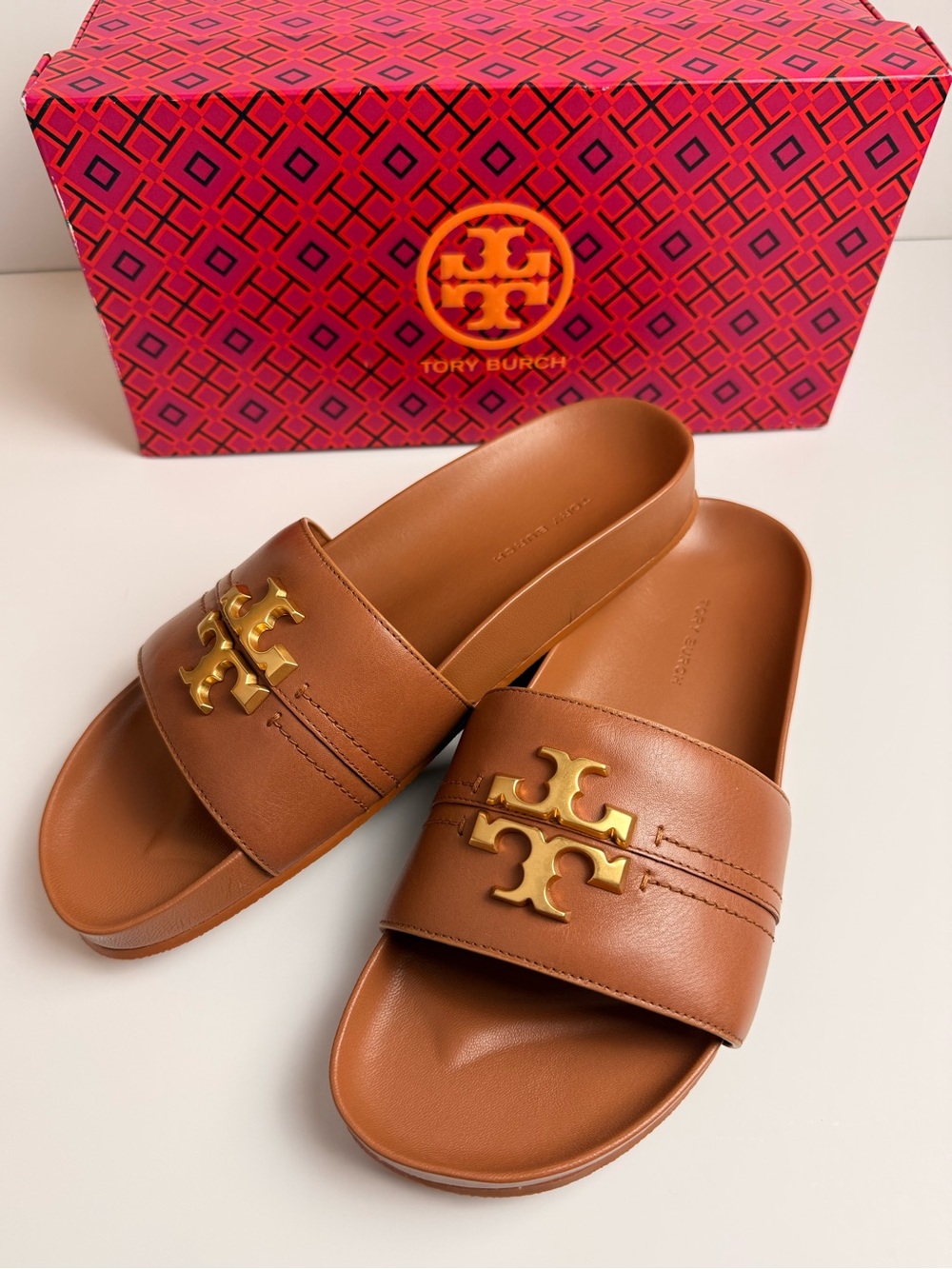 Tory Burch Everly Anatomic Cloud Slide Sandals Ambra Brown Leather Gold Logo 8‎